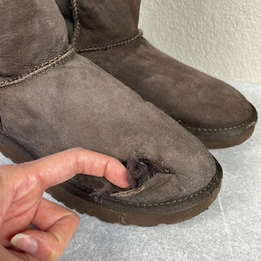 UGG Classic Tall Sheepskin Boot Brown Winter Soft Shearling Sz 7 - Picture 4 of 11